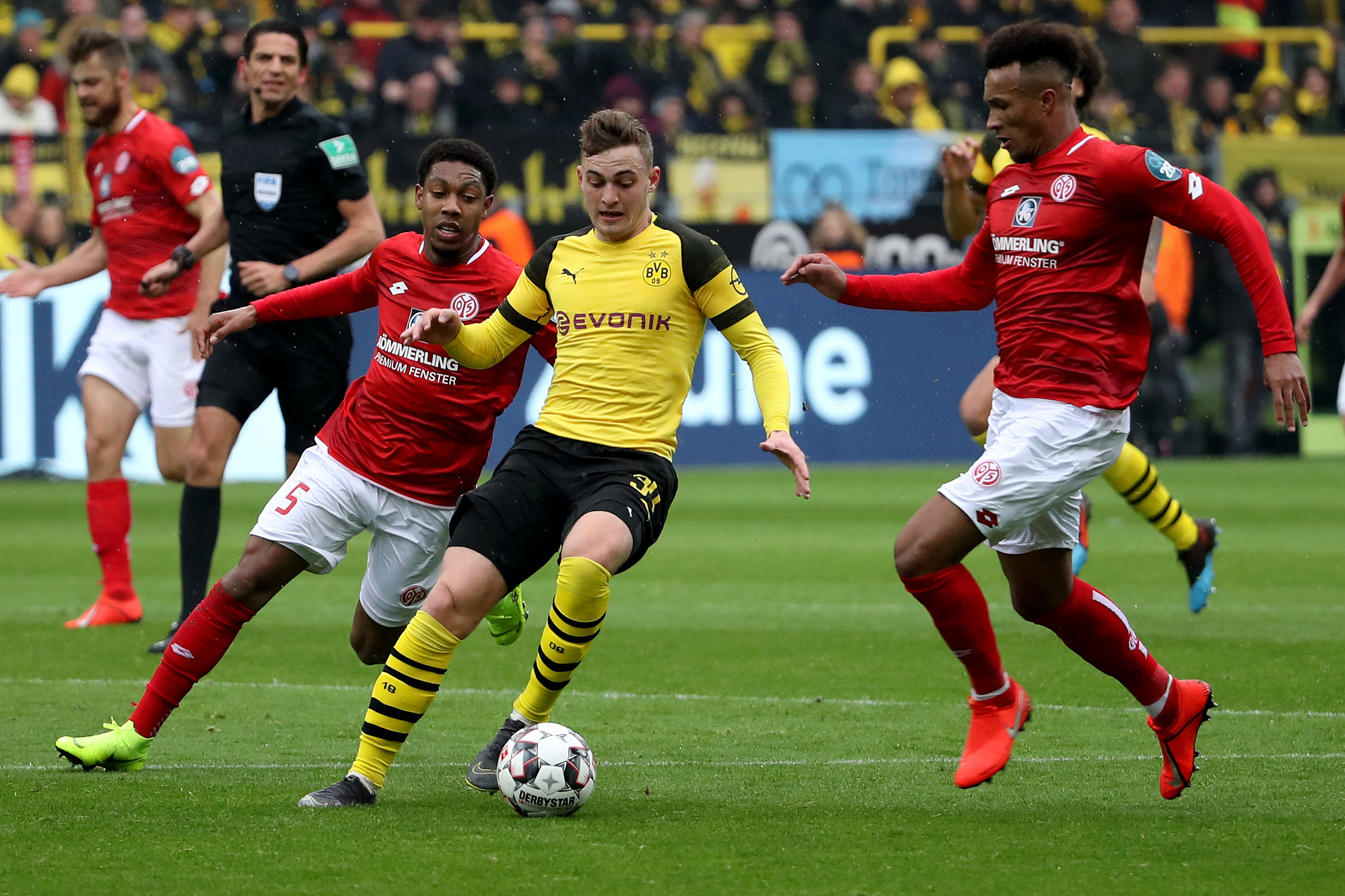 仅是一场场 仅是一场场